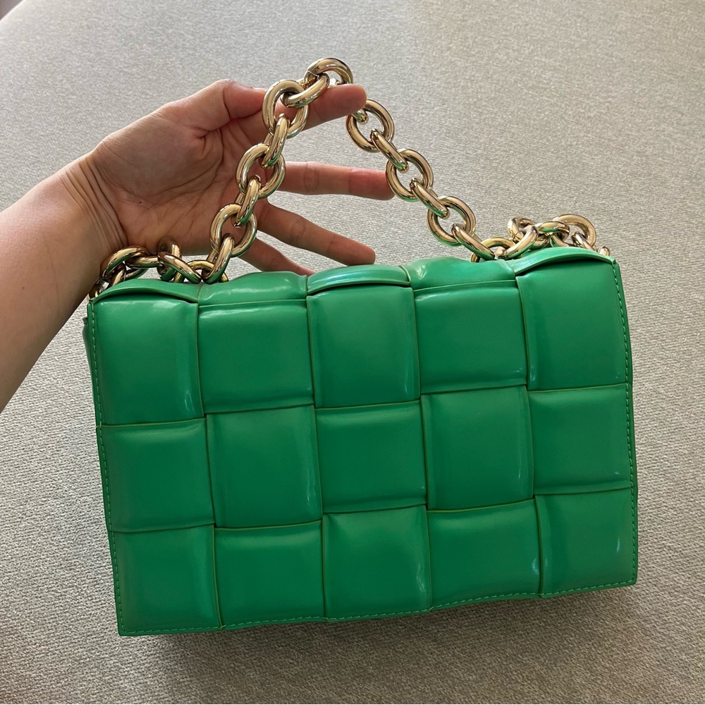 Green Weave with Gold Chain Shoulder Bag